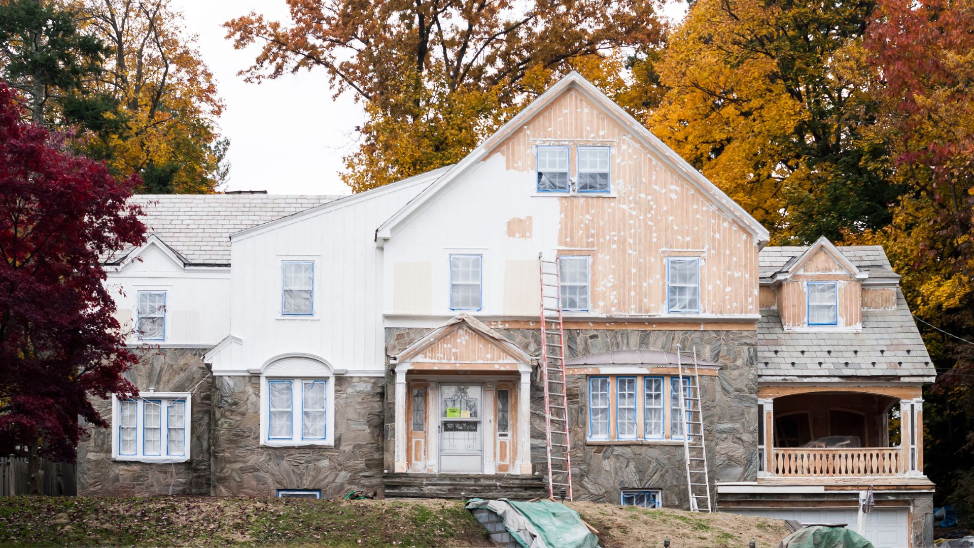 A house under construction in the fall